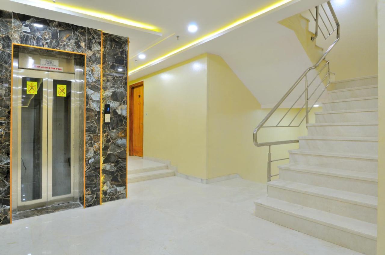 Hotel Worth Newly Bulit - Nowe Delhi Zewnętrze zdjęcie