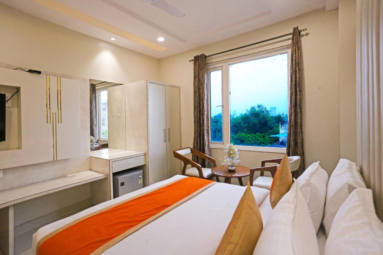 Hotel Worth Newly Bulit - Nowe Delhi Zewnętrze zdjęcie