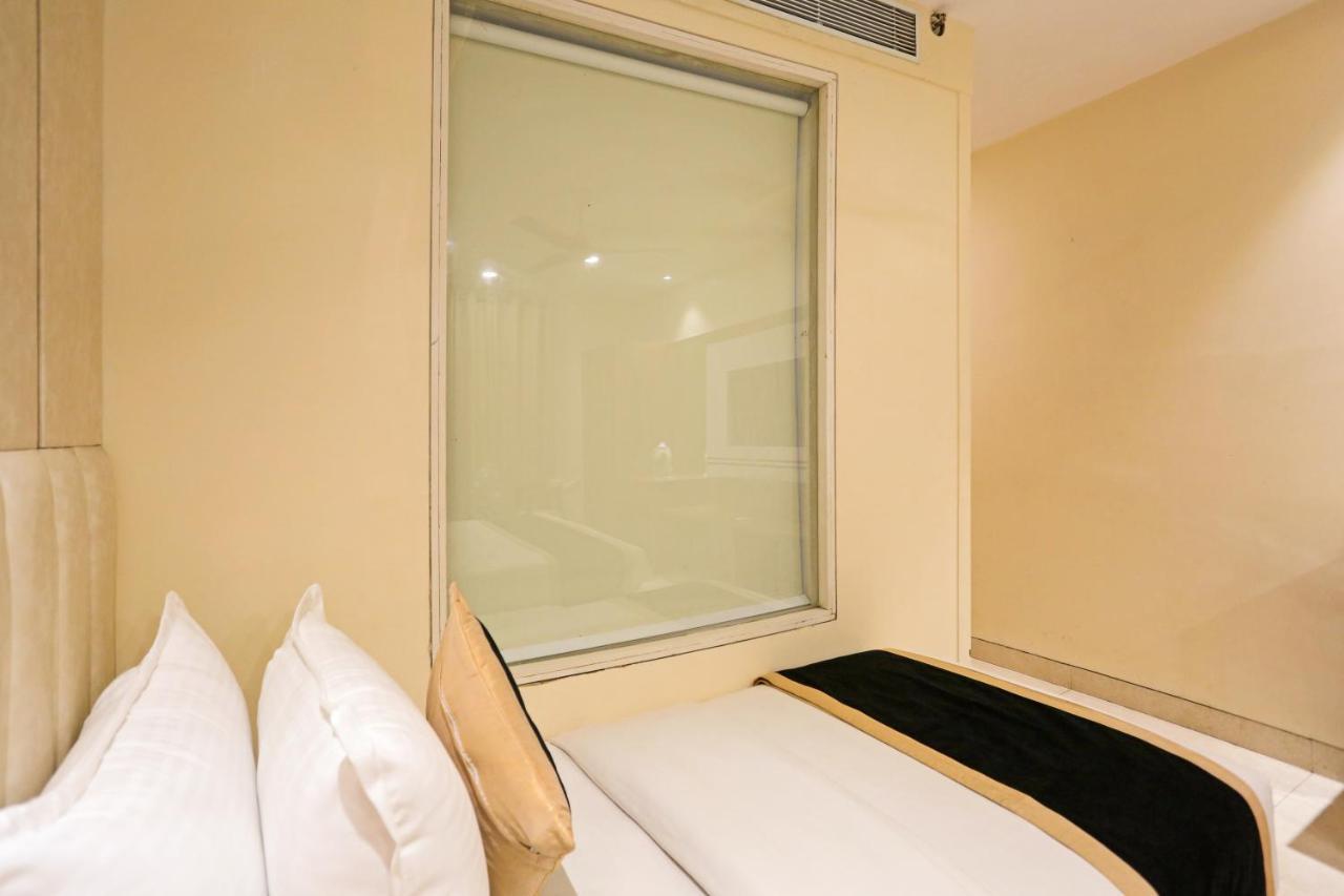 Hotel Worth Newly Bulit - Nowe Delhi Zewnętrze zdjęcie