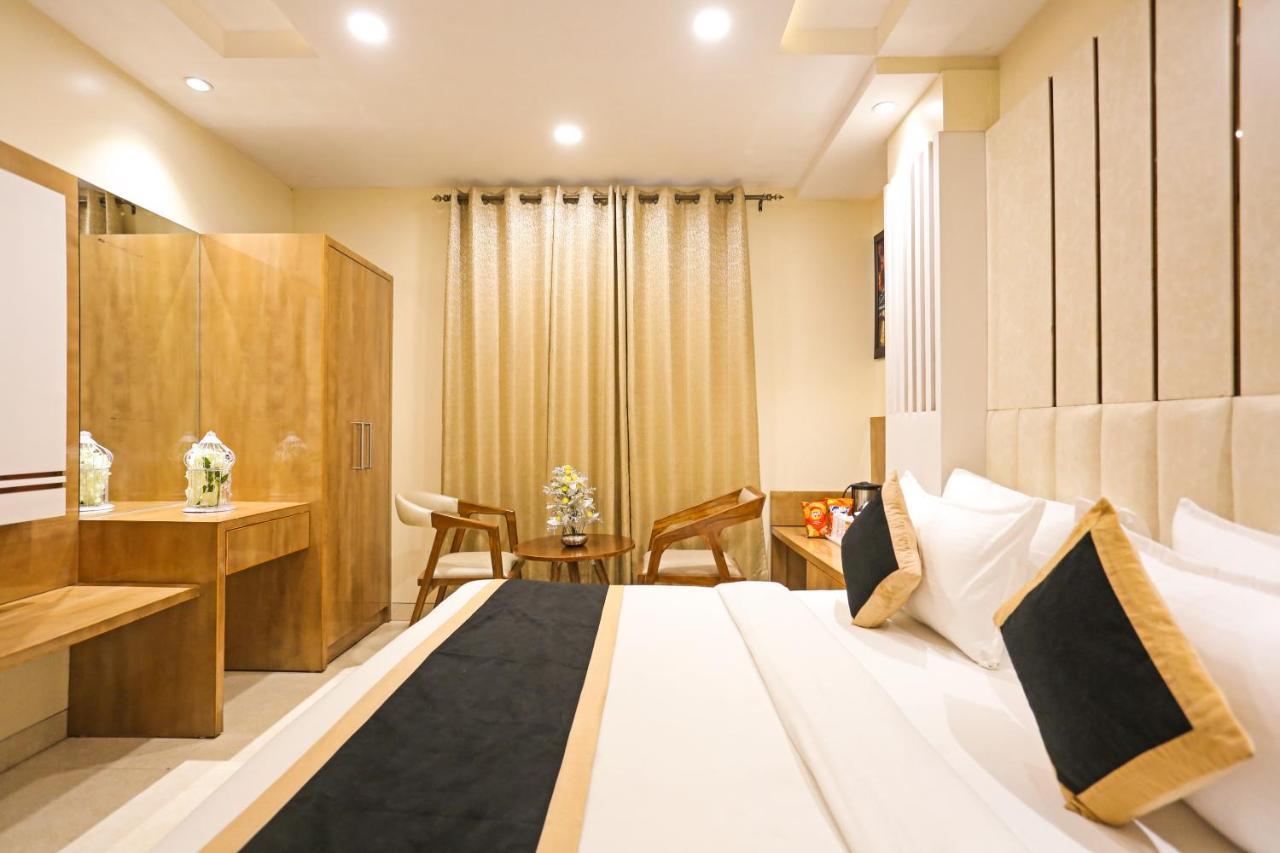 Hotel Worth Newly Bulit - Nowe Delhi Zewnętrze zdjęcie