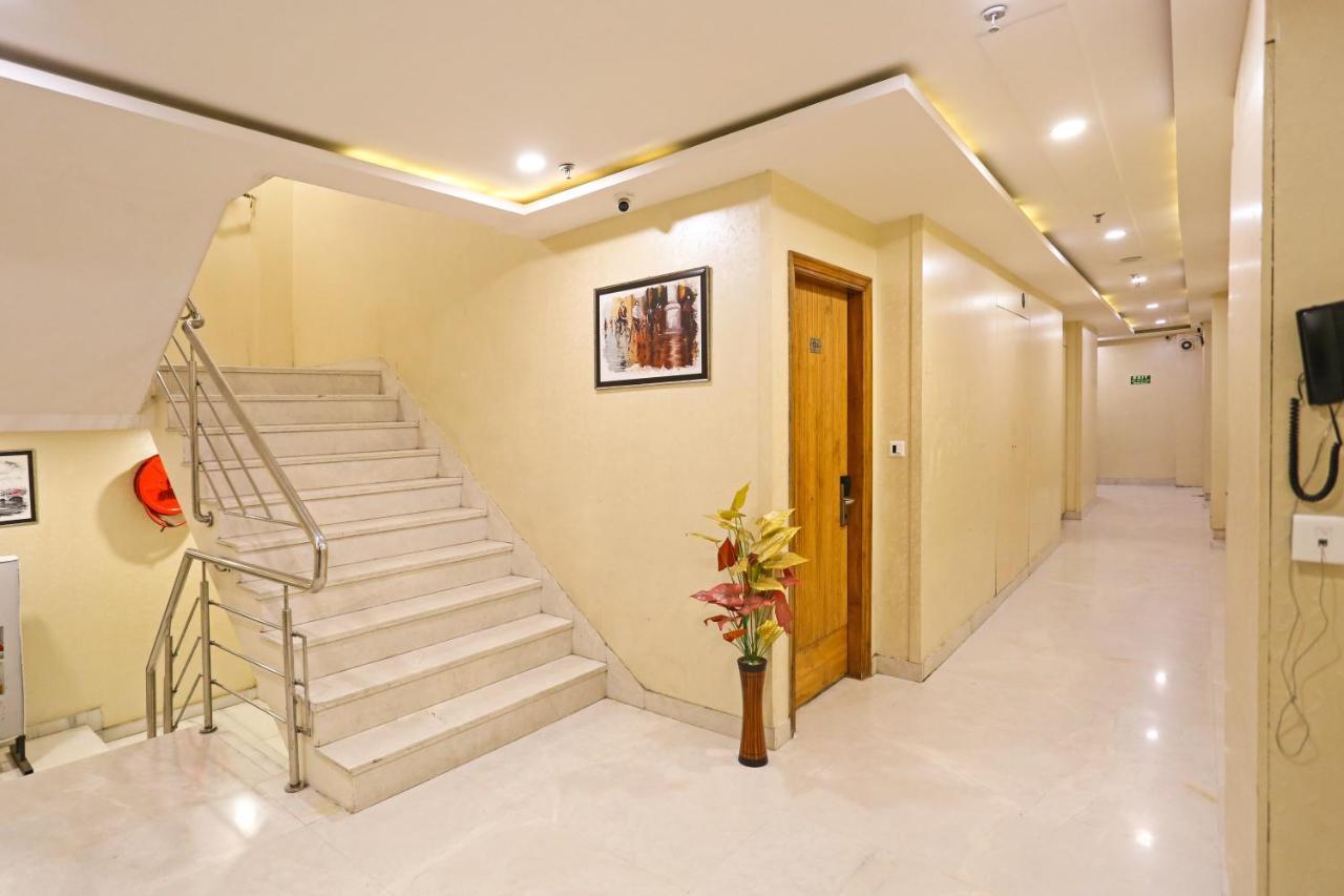 Hotel Worth Newly Bulit - Nowe Delhi Zewnętrze zdjęcie
