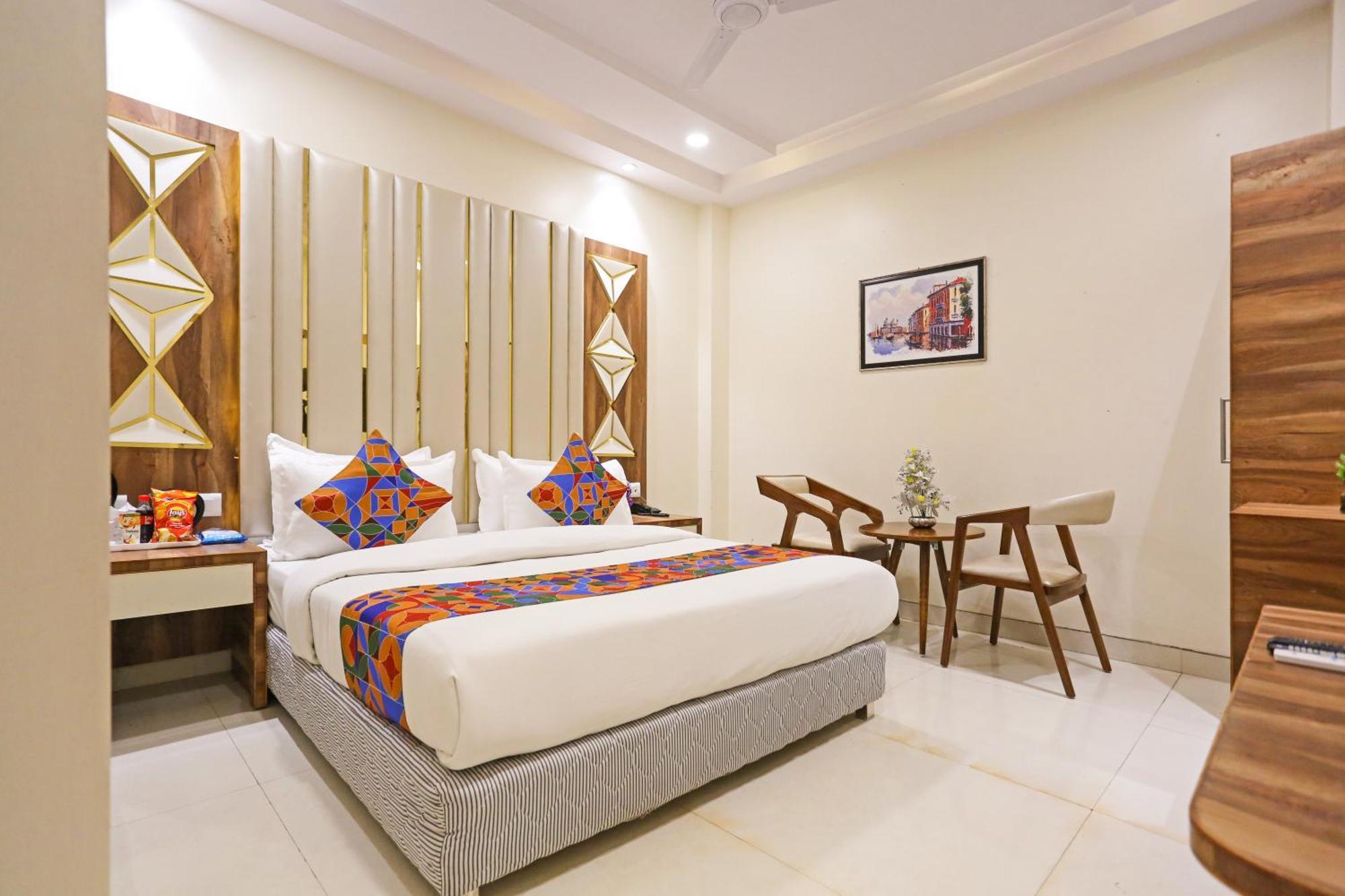 Hotel Worth Newly Bulit - Nowe Delhi Zewnętrze zdjęcie