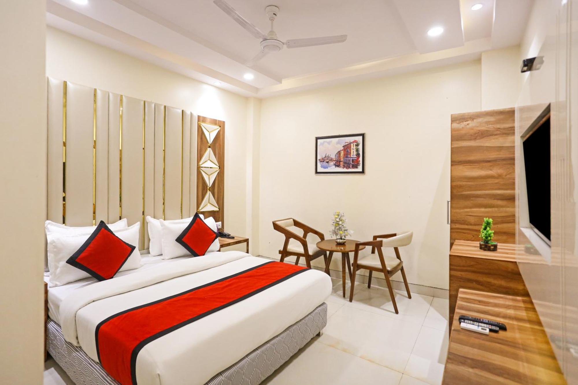 Hotel Worth Newly Bulit - Nowe Delhi Zewnętrze zdjęcie